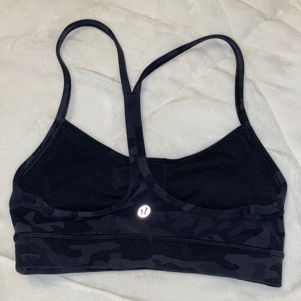 Lululemon sports bra
